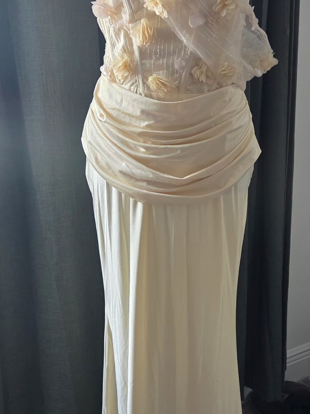 Strapless Floral-Appliqué Satin Gown - Picture 9 of 11